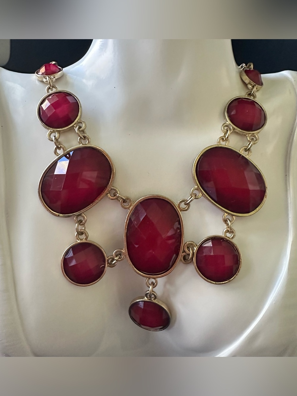 CHARMING CHARLIE Gold-Tone Necklace with Red Faceted Stones